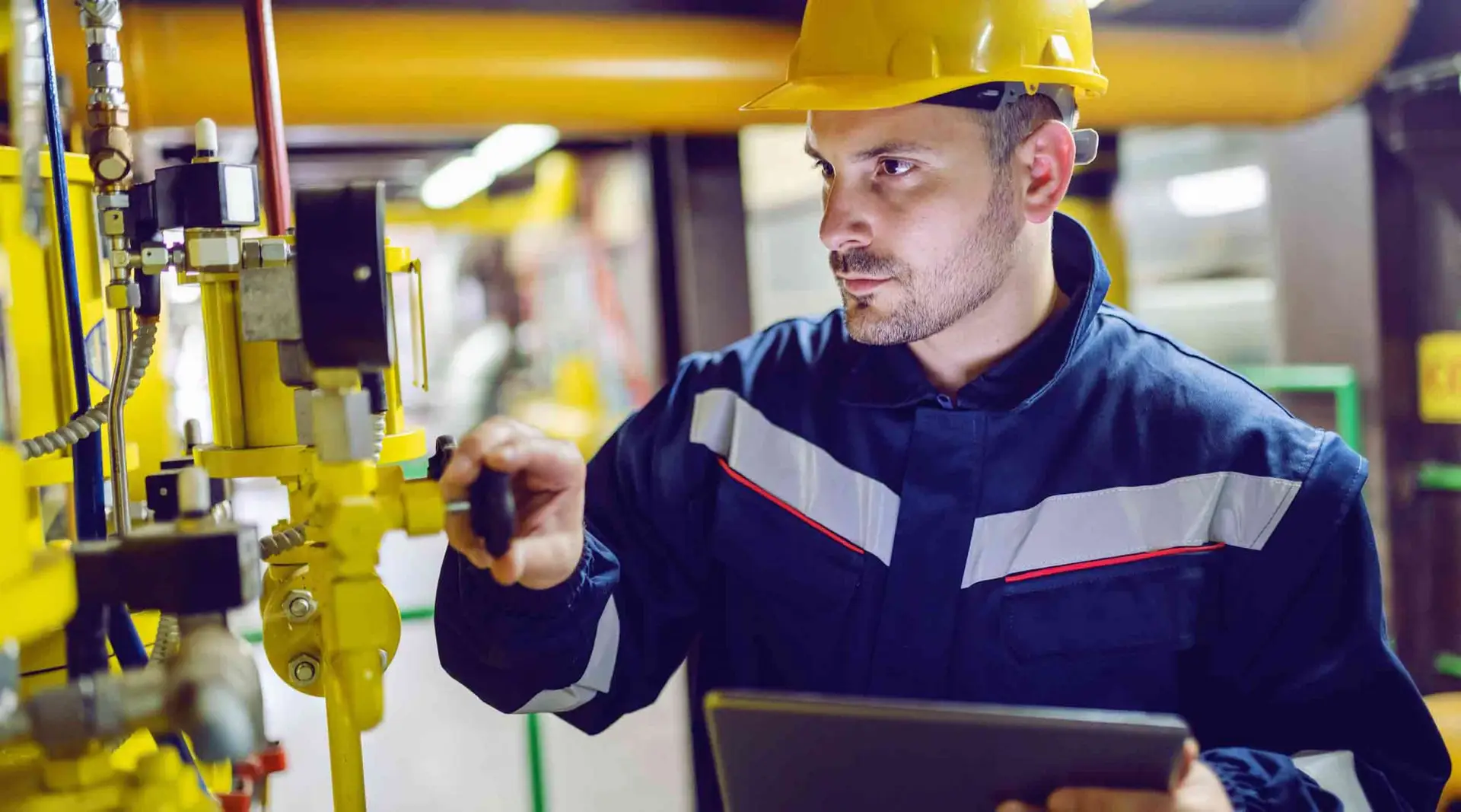 commercial-gas-engineer-nottingham-3-2000x1111